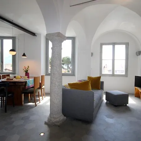 Casa vacanze Due Colonne - By Lovecomo Menaggio